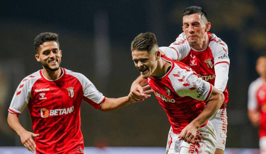 葡超集结日再迎强敌，拜仁慕尼黑状态回暖，主帅态度：球迷炸锅，赛程密集仍需轮换的简单介绍九游体育